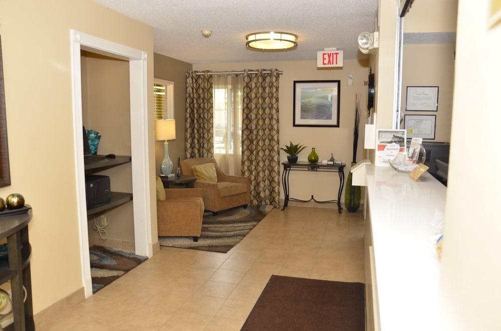 Sonesta Simply Suites Detroit Уорън Екстериор снимка