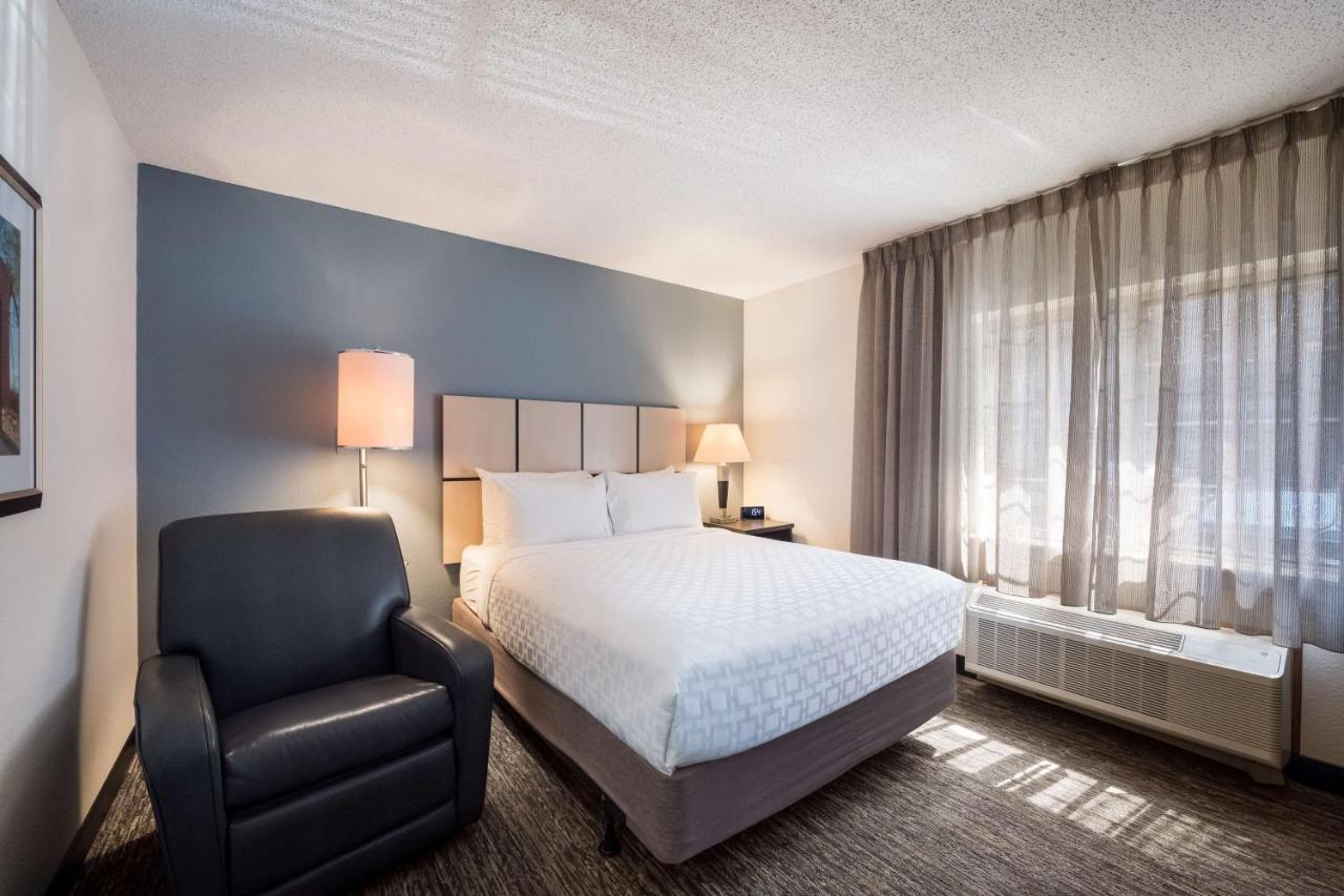 Sonesta Simply Suites Detroit Уорън Екстериор снимка